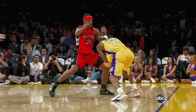 以低平球绕 以低平球绕